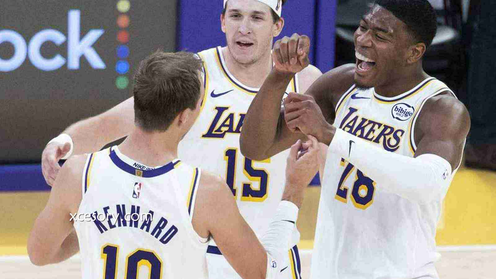 亚新体育特别点评:东契奇35分唐斯25+16 湖人胜尼克斯