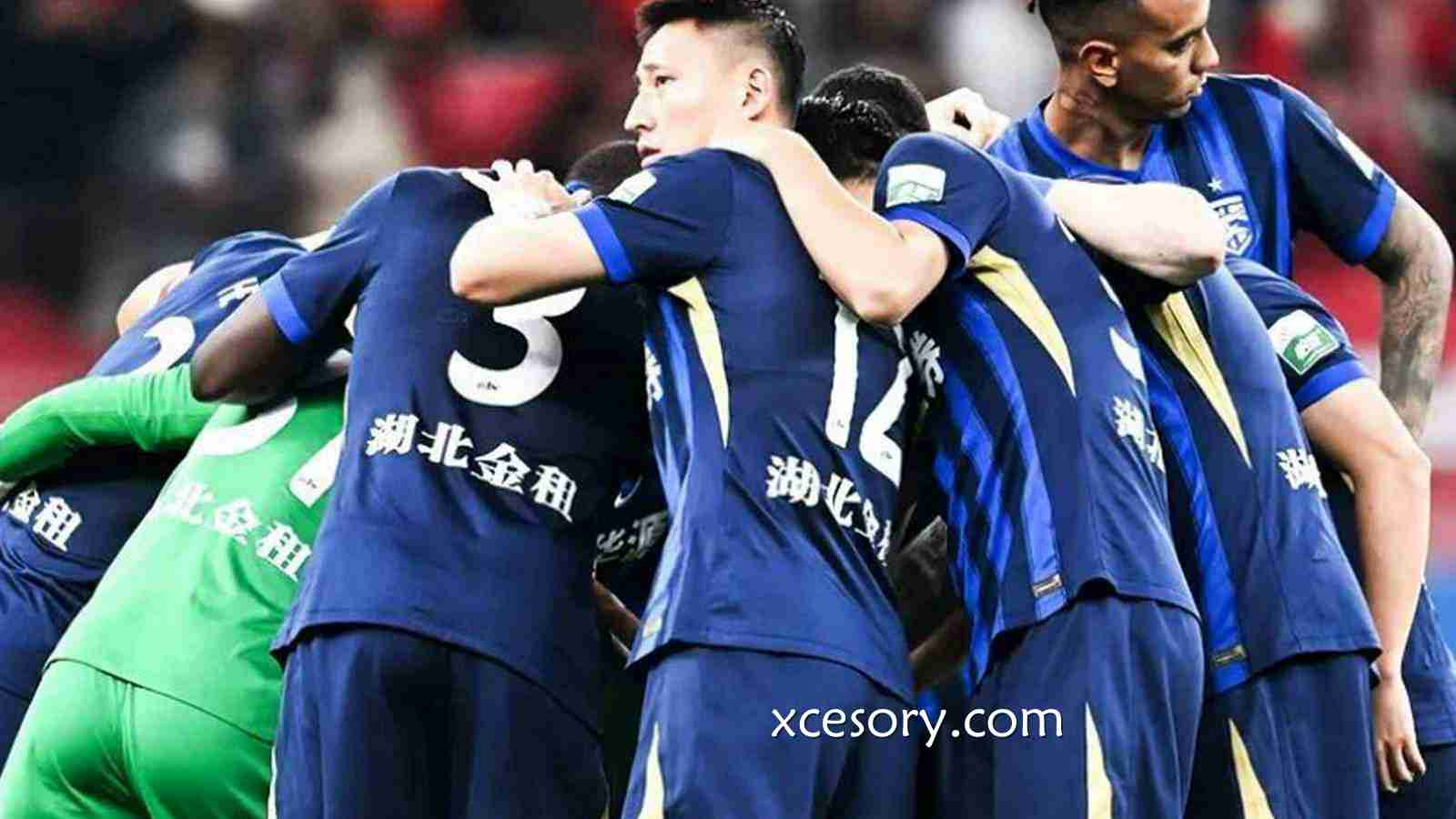 亚新体育专业分析:足球报|武汉三镇已退无可退 若再败津门虎全队信心或将彻底崩塌