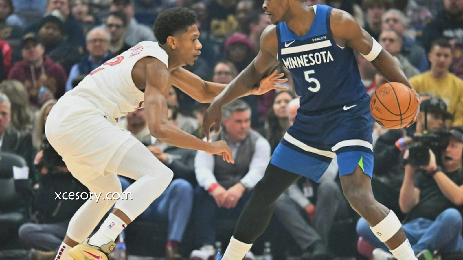 亚新体育独家报道:9日NBA前瞻|爱德华兹冲击生涯万分里程碑 步行者欲终结13连败